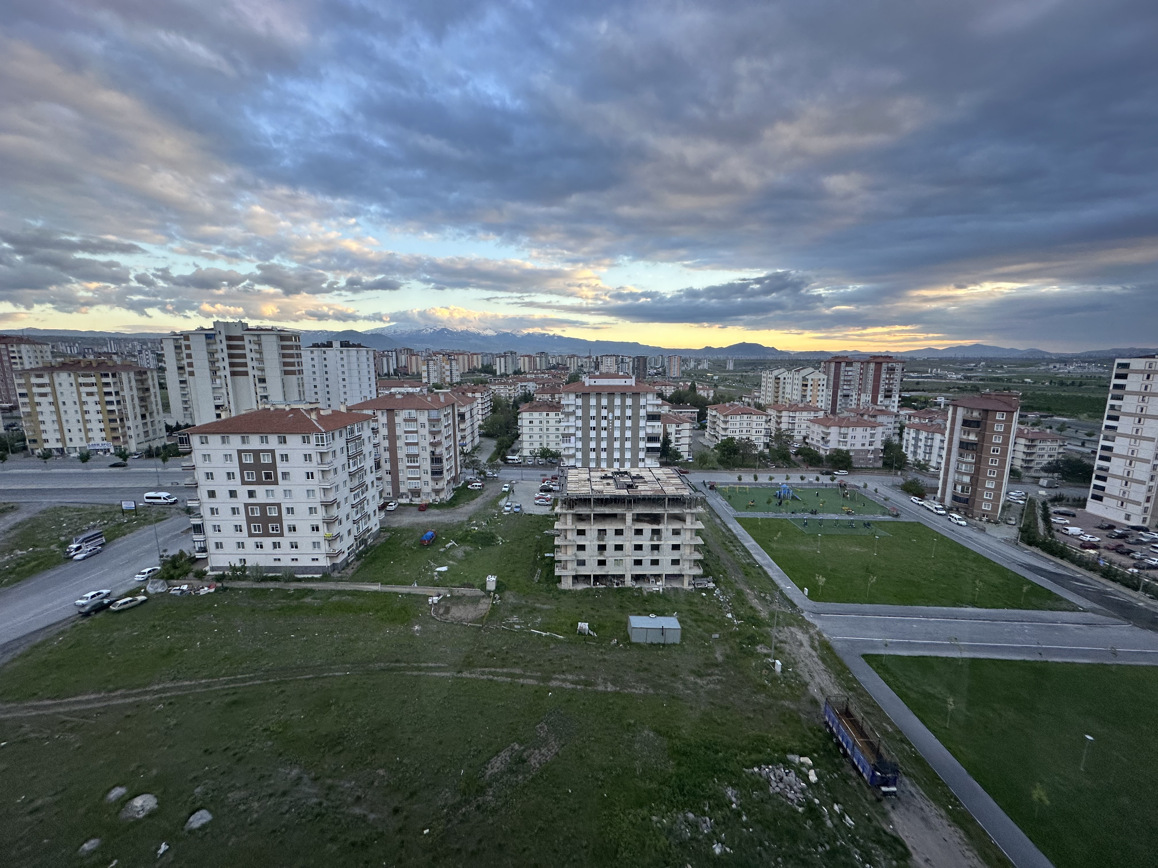 YAŞAR GYO'DAN SİMAŞ'DA ERCİYES MANZARALI 2+1 SATILIK DAİRE!!! - 16