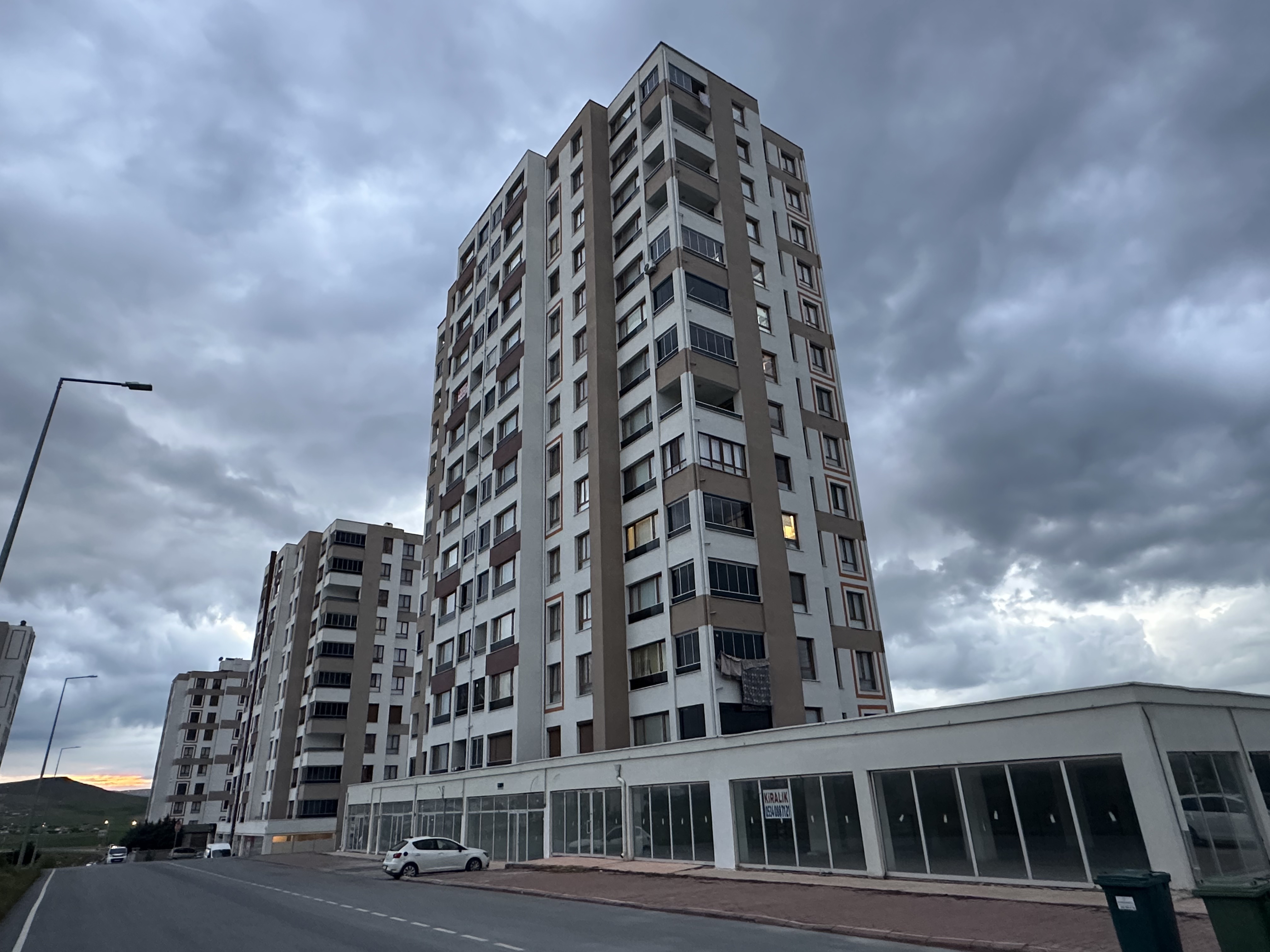 YAŞAR GYO'DAN SİMAŞ'DA ERCİYES MANZARALI 2+1 SATILIK DAİRE!!!