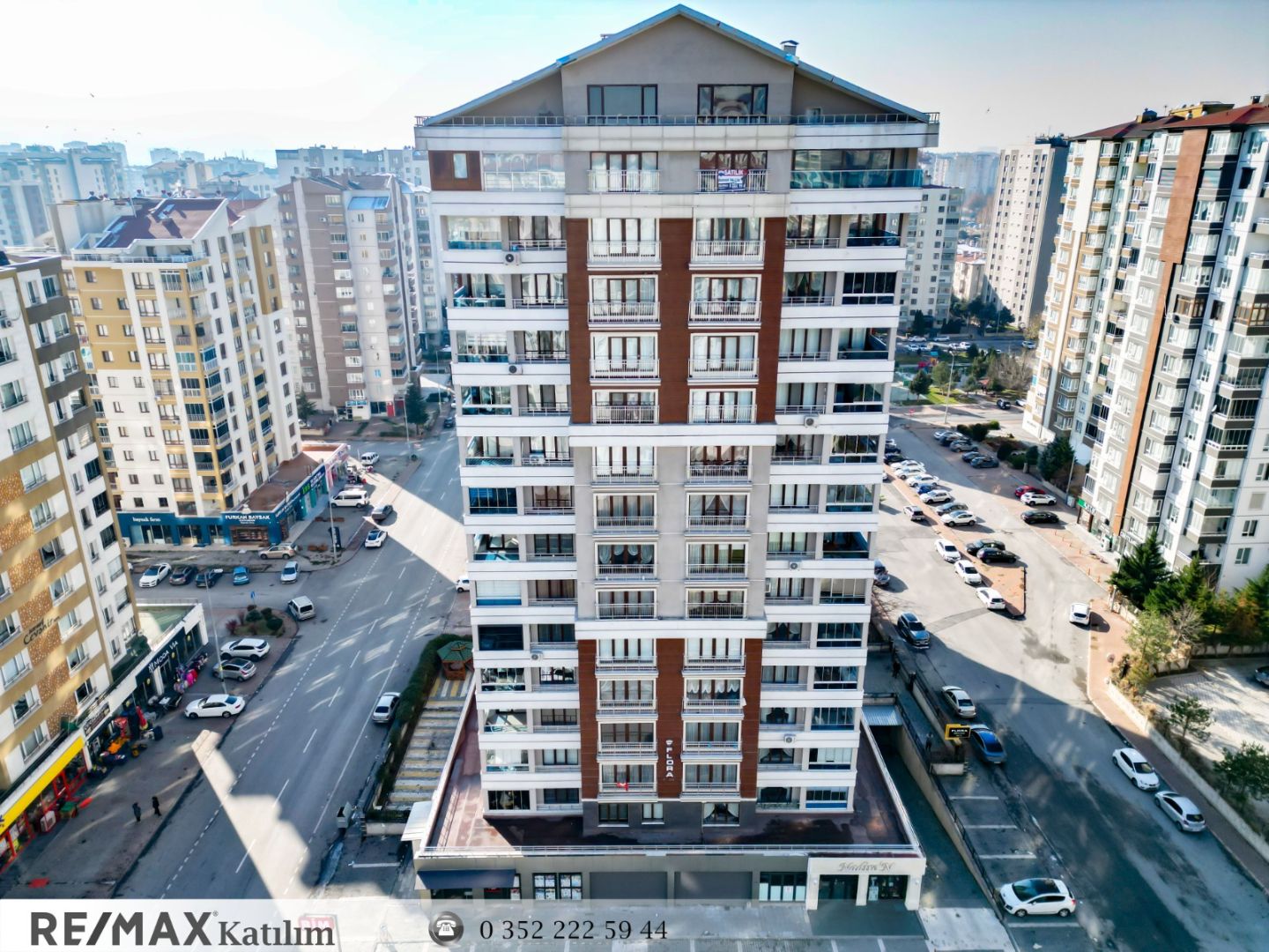 KAPALI OTOPARKLI Y.BEYAZIT FLORA SİTESİ 4+1 SATILIK DAİRE - 18