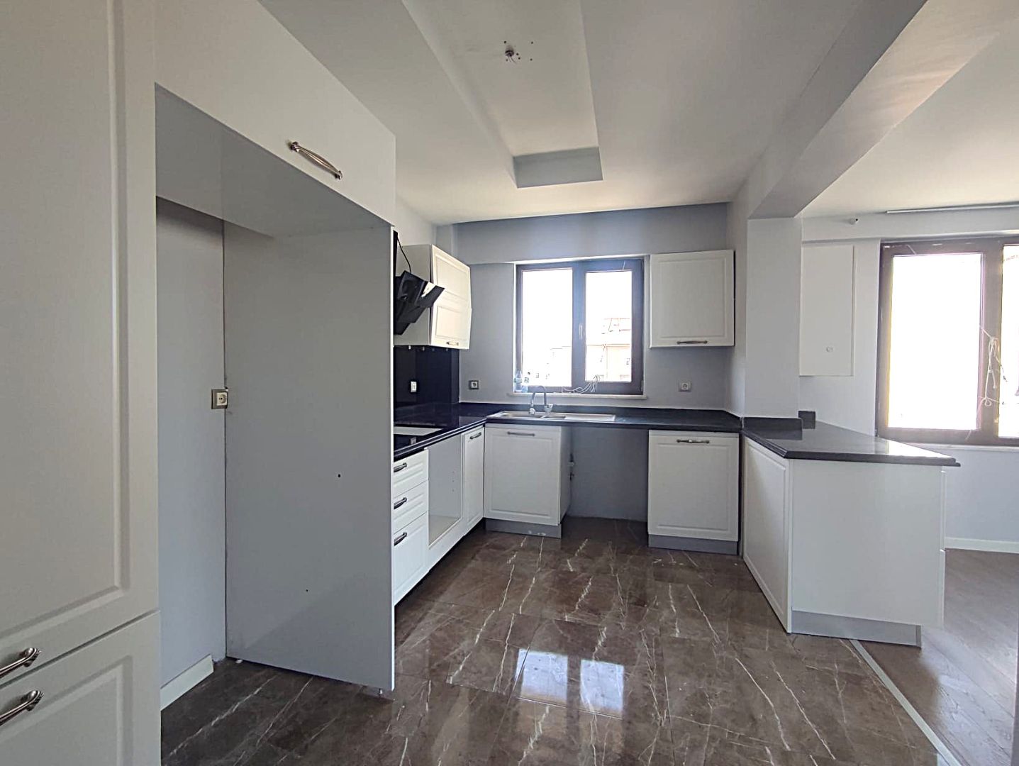KAPALI OTOPARKLI Y.BEYAZIT FLORA SİTESİ 4+1 SATILIK DAİRE - 9