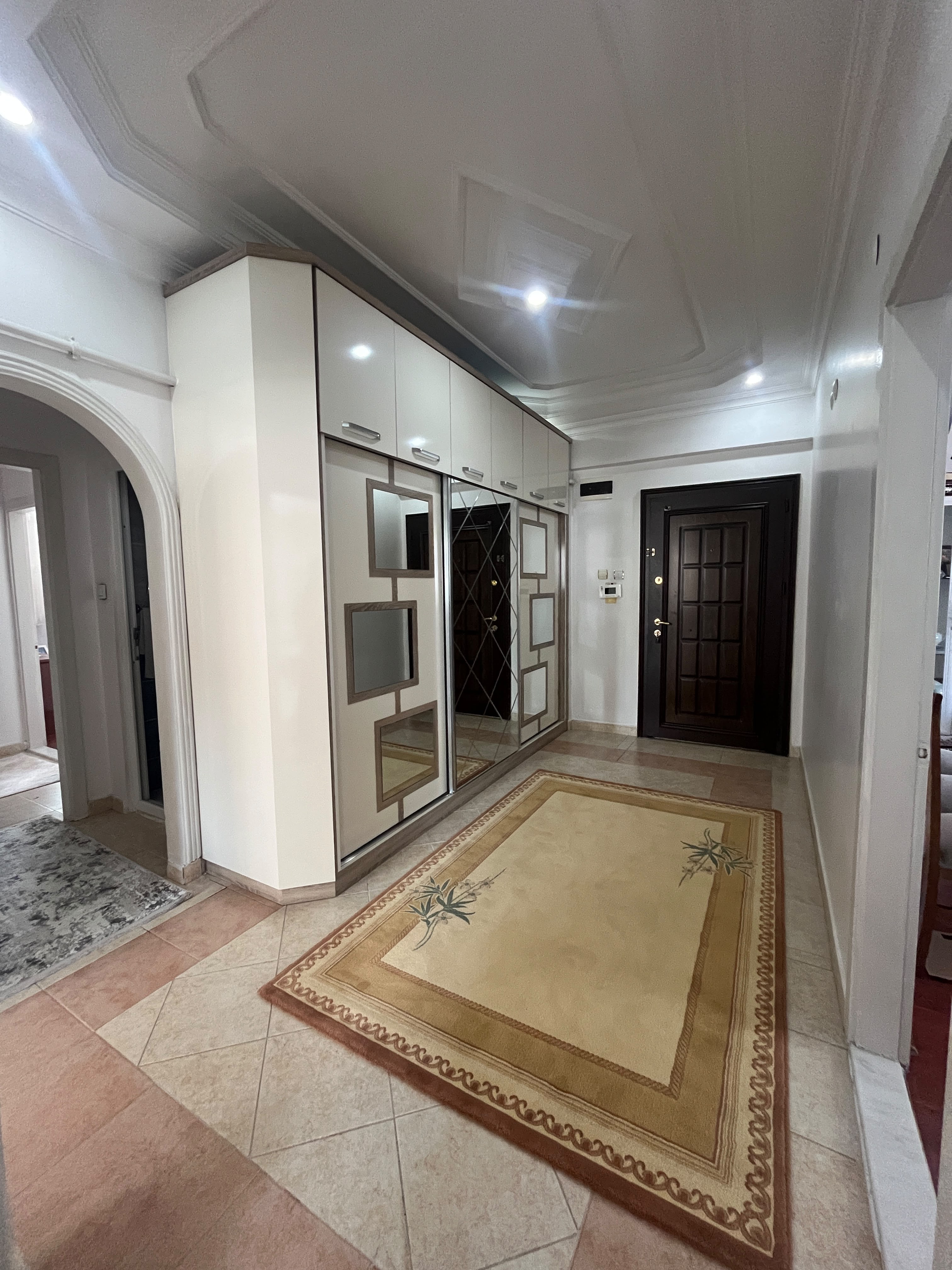 ESENYURT MAHALLESİ SÜMBÜL SOK. 3+1 GENİŞ DAİRE - 20