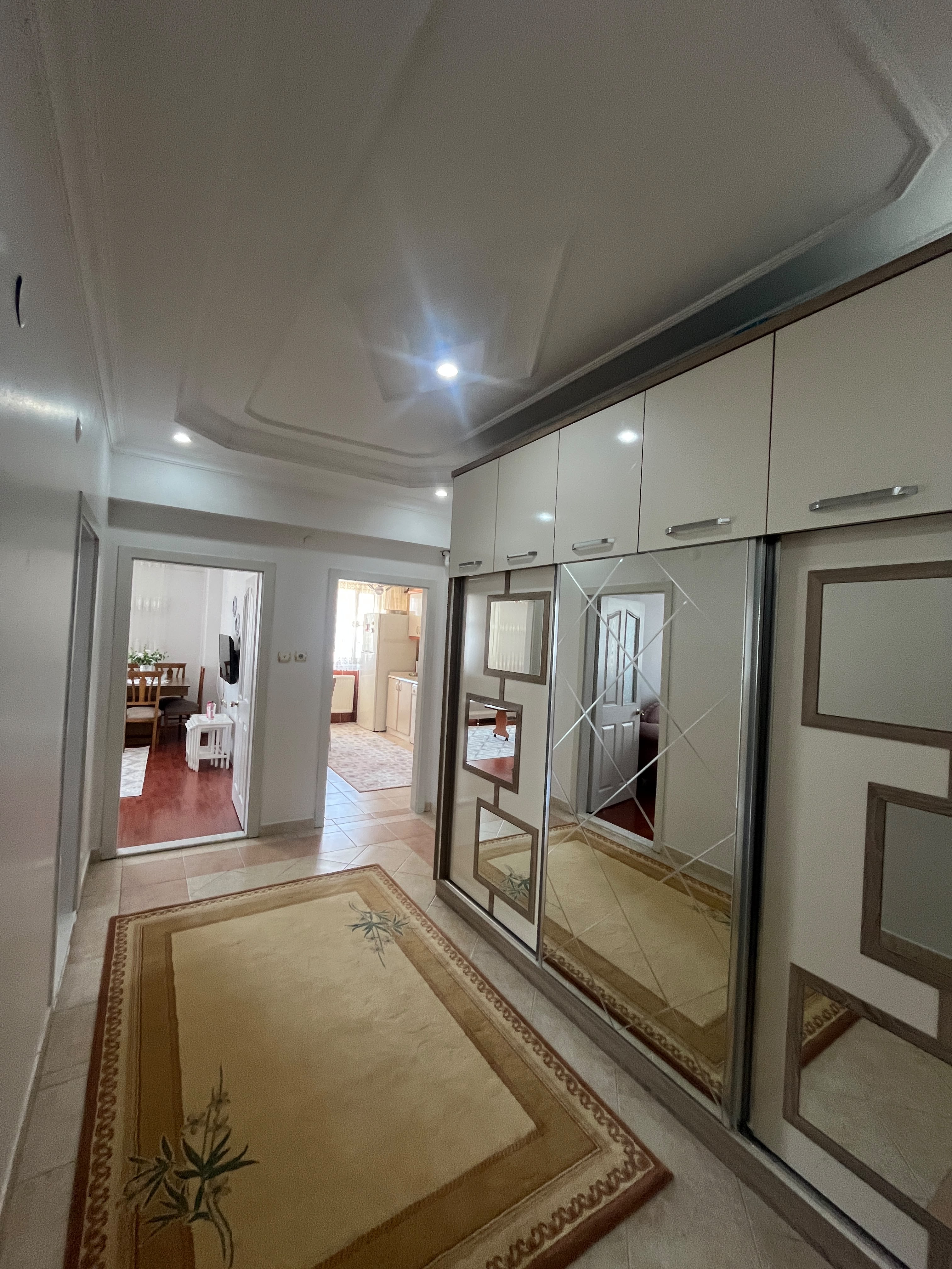 ESENYURT MAHALLESİ SÜMBÜL SOK. 3+1 GENİŞ DAİRE - 21