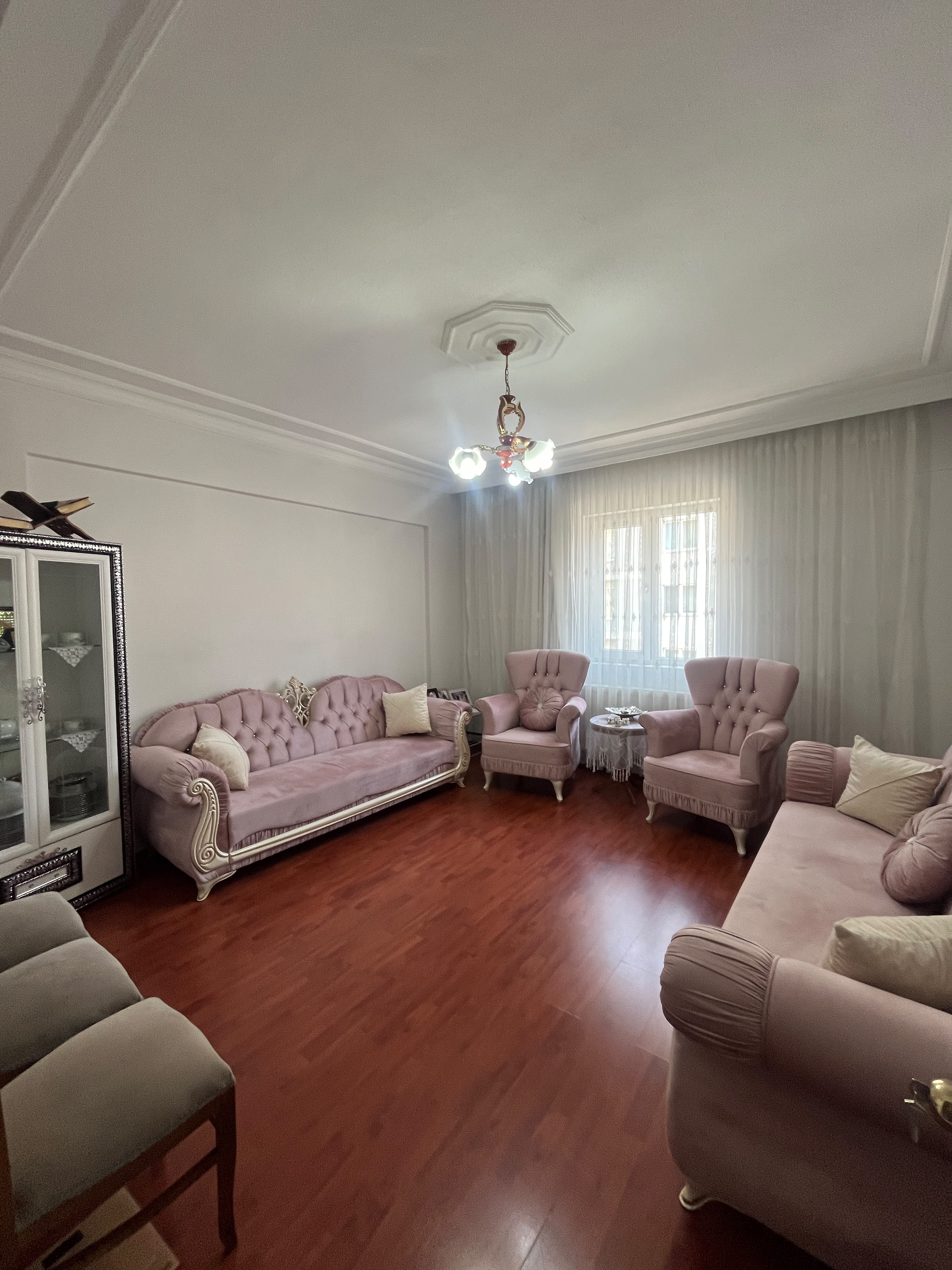 ESENYURT MAHALLESİ SÜMBÜL SOK. 3+1 GENİŞ DAİRE - 2