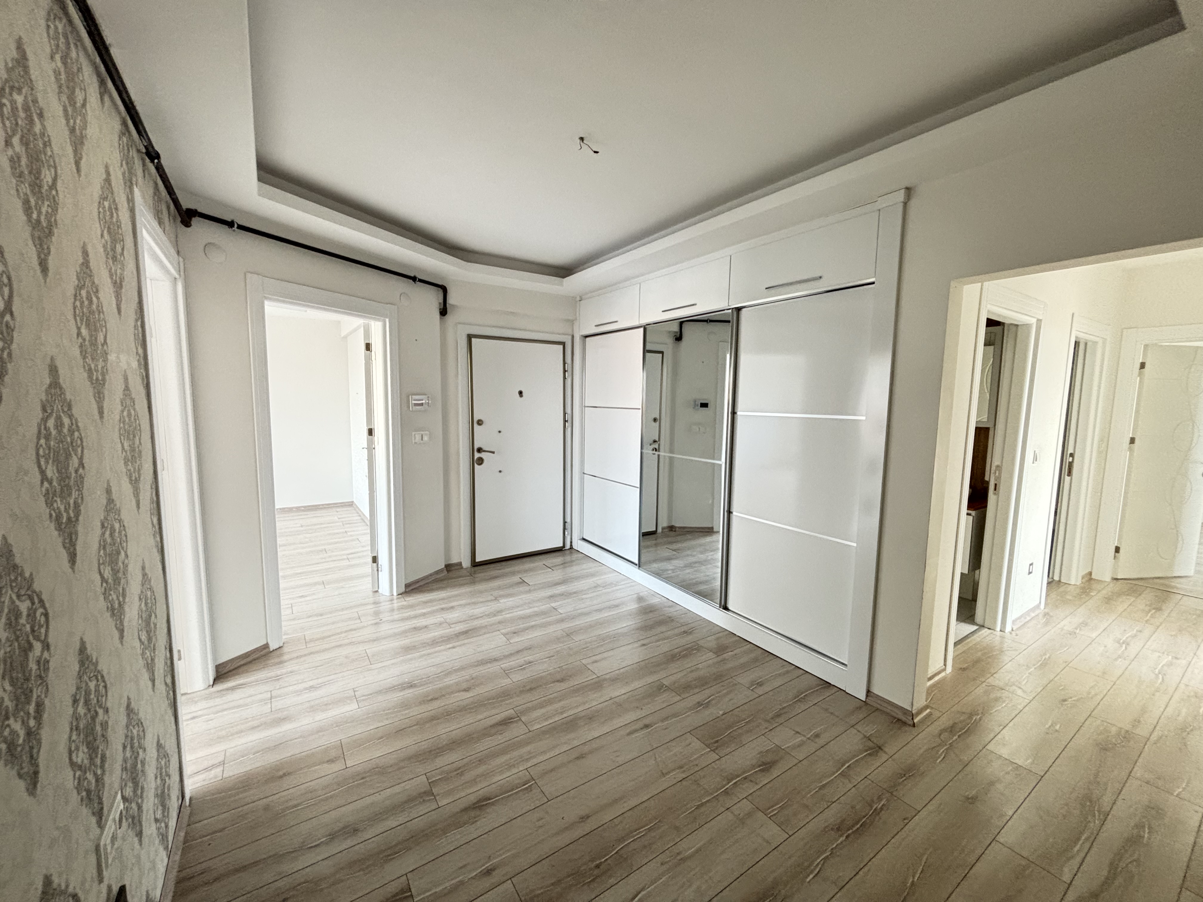 ERKİLET ERTUĞRUL GAZİDE SATILIK 4+1 YAPILI DAİRE - 6