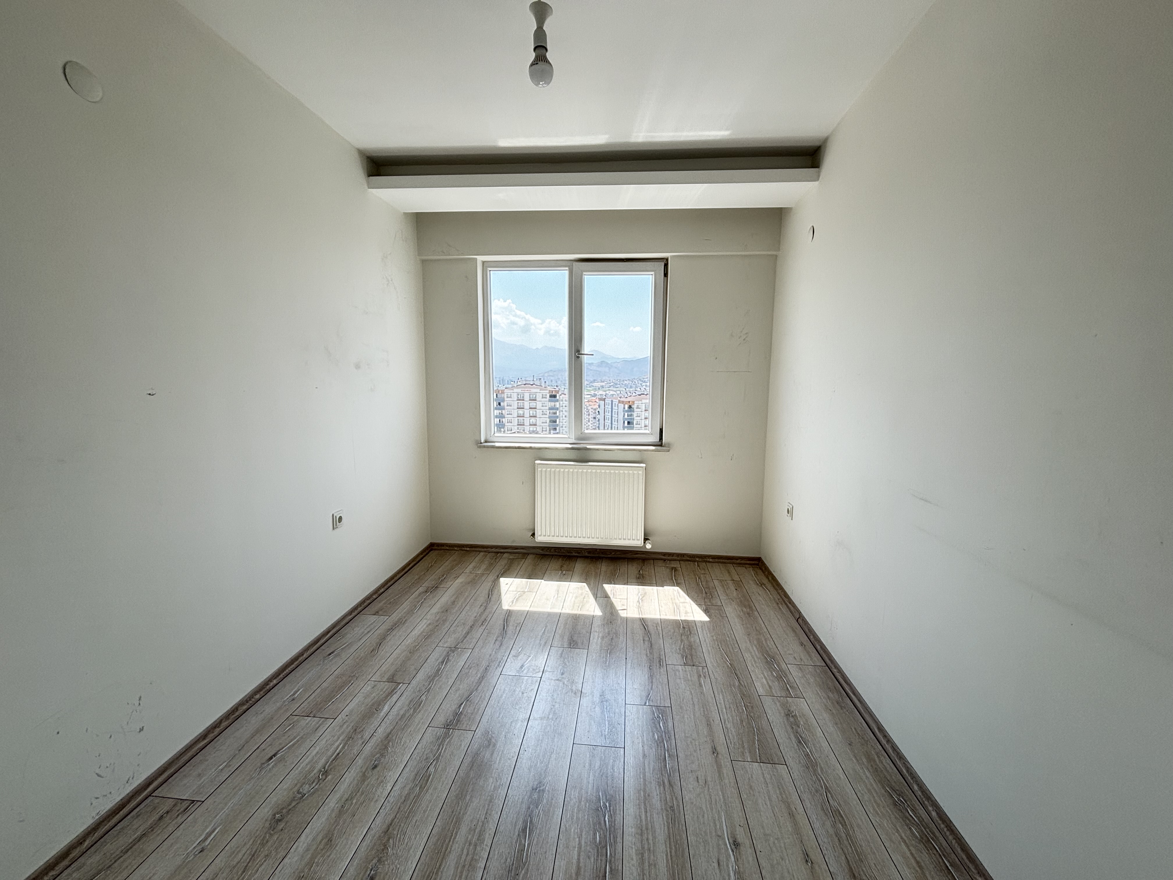 ERKİLET ERTUĞRUL GAZİDE SATILIK 4+1 YAPILI DAİRE - 22