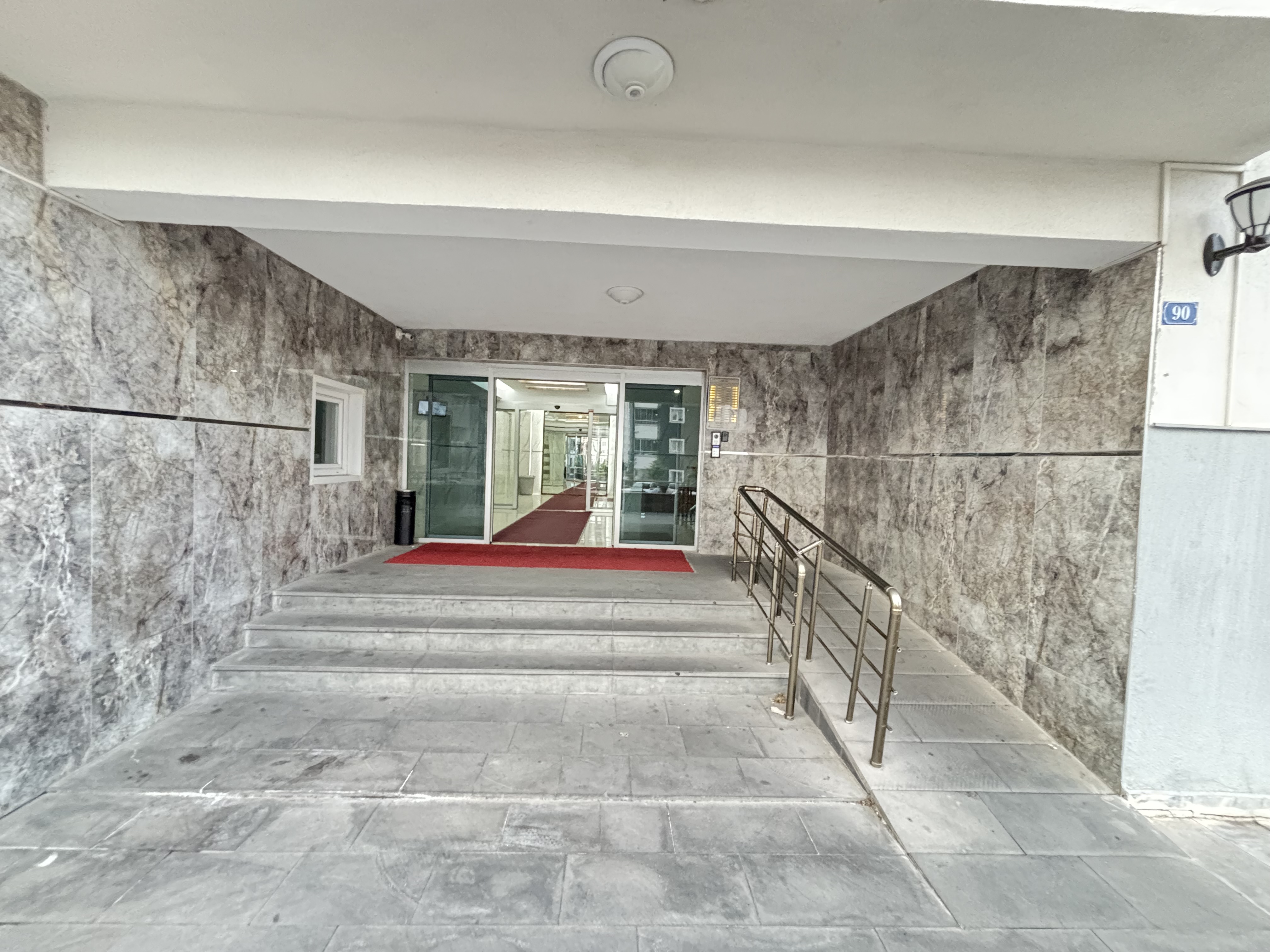 ERKİLET ERTUĞRUL GAZİDE SATILIK 4+1 YAPILI DAİRE - 3