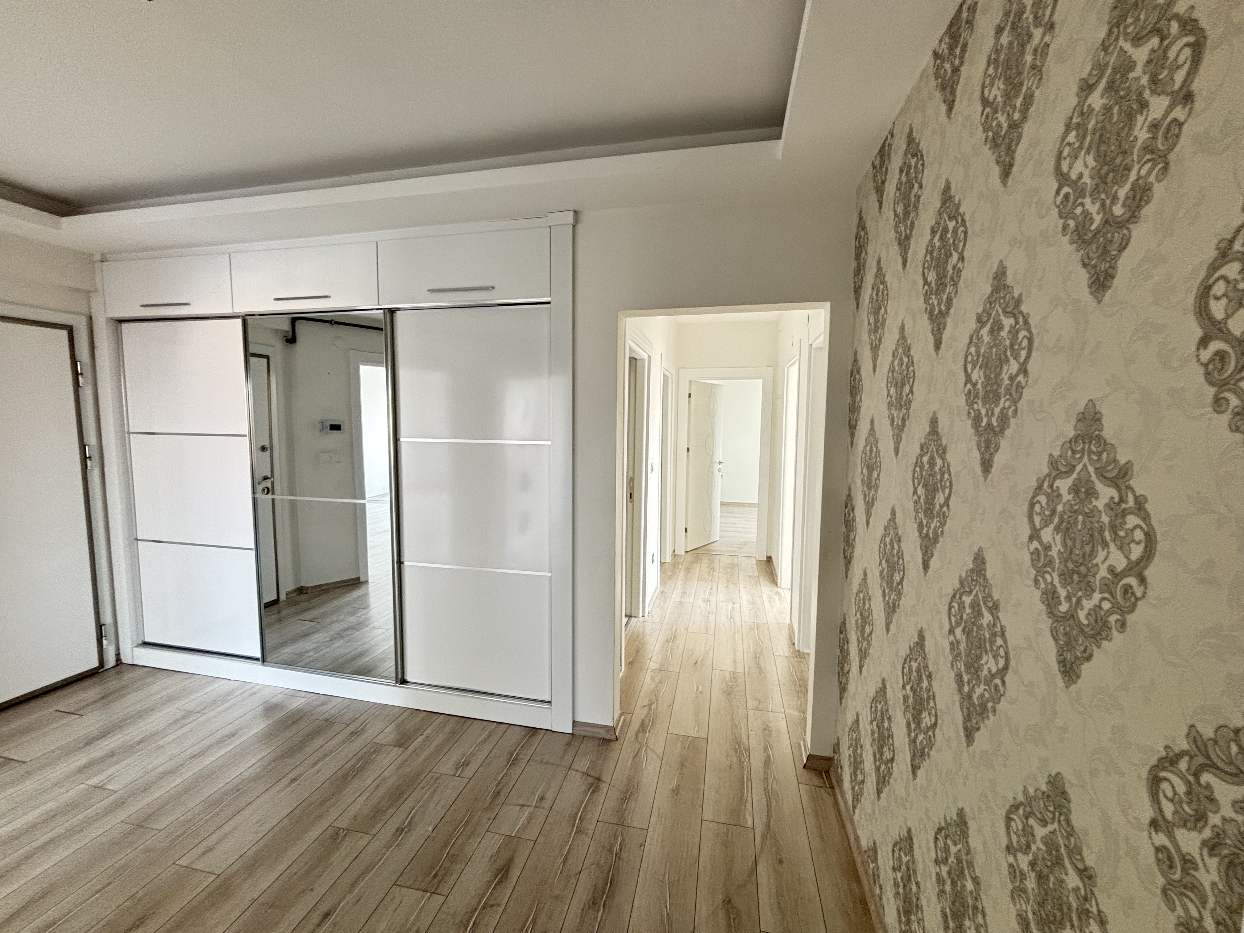 ERKİLET ERTUĞRUL GAZİDE SATILIK 4+1 YAPILI DAİRE - 18