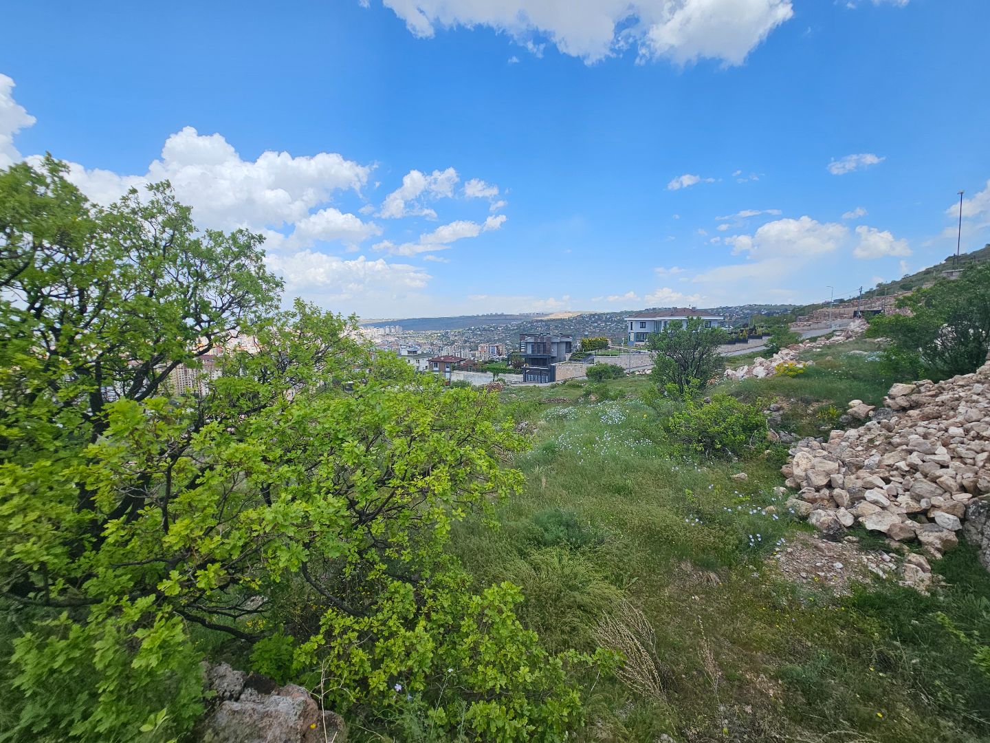 ALİ DAĞ ETEKLERİNDE PANORAMİK MANZARALI VİLLA PARSELİ - 16
