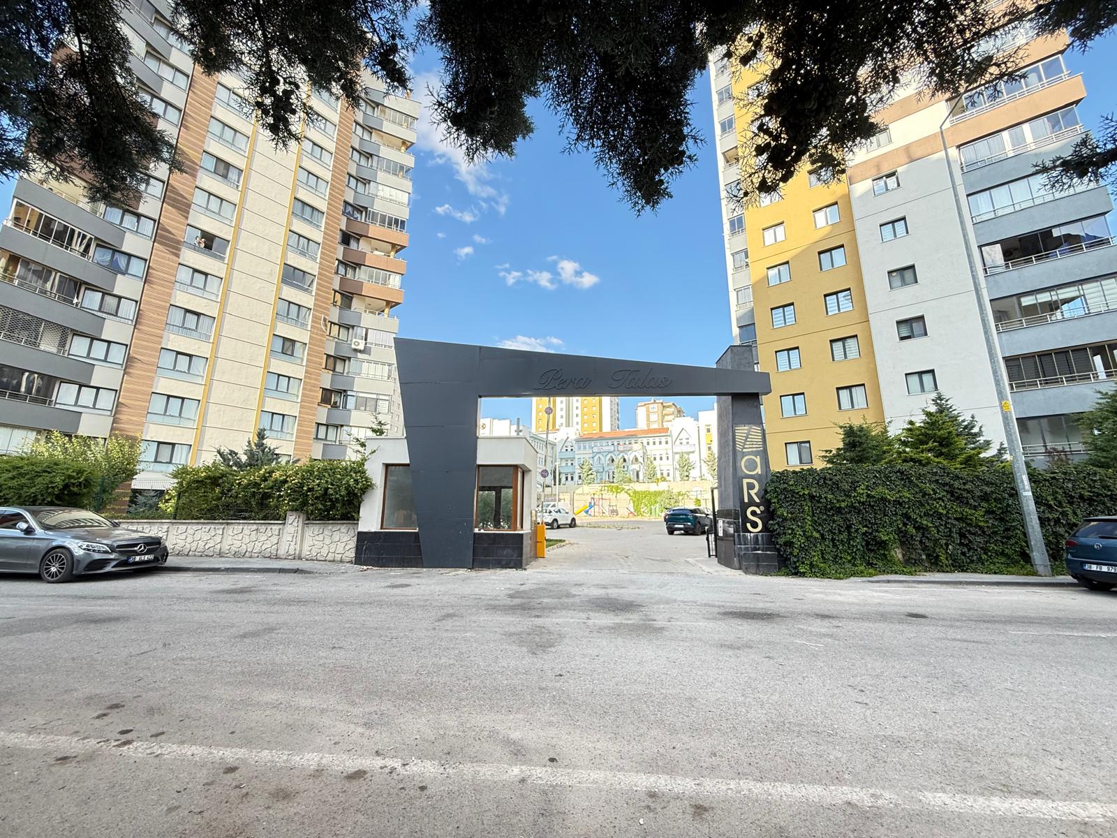 PERA TALAS’TA 3 CEPHELİ | SOSYAL DONATILI | GENİŞ 4+1 KİRALIK - 19