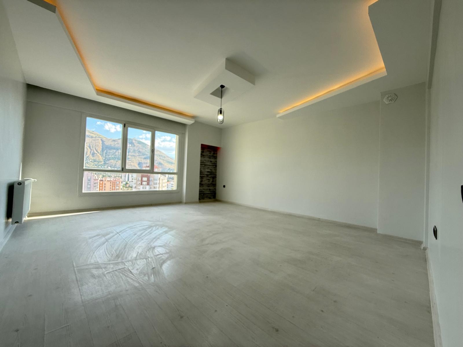PERA TALAS’TA 3 CEPHELİ | SOSYAL DONATILI | GENİŞ 4+1 KİRALIK - 4