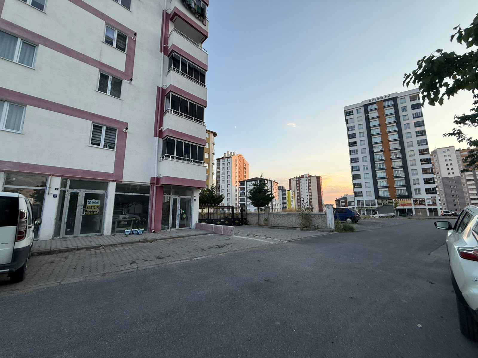DEMOKRASİ EMNİYET CADDESİ’NDE | 60 M² FARKLI İŞ KOLLARINA UYGUN DÜKKAN - 3