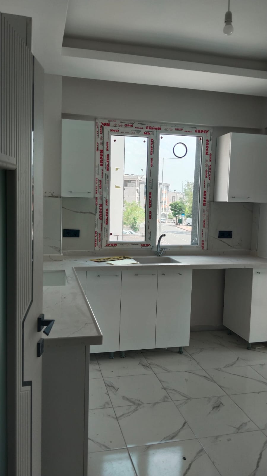 YASAR GYO< ERKİLETTE SATILIK SIFIR 2<1 DAİRE - 10
