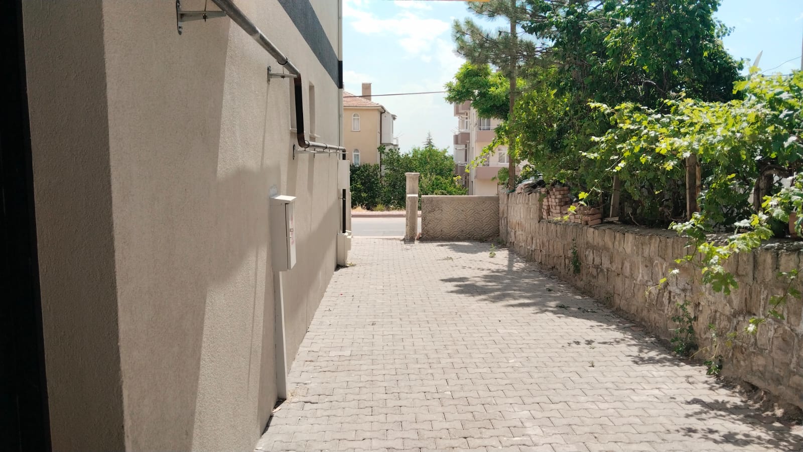 YASAR GYO< ERKİLETTE SATILIK SIFIR 2<1 DAİRE - 20