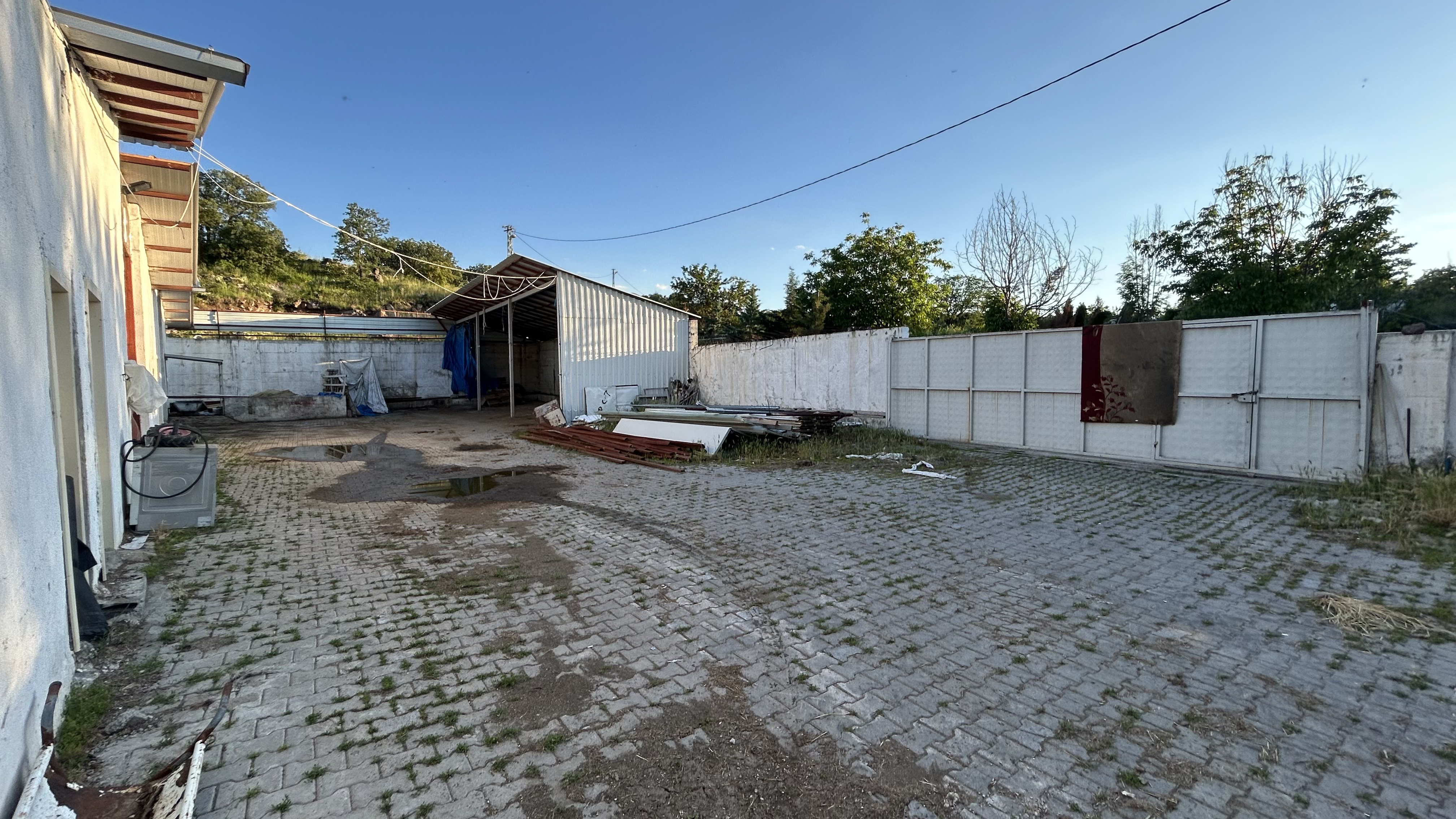 ERENKÖY MAH. YAPI KAYIT BELGELİ SATILIK BÜYÜKBAŞ ÇİFTLİĞİ! - 24