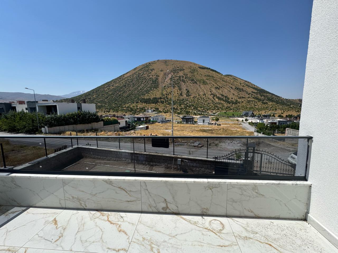 ALİDAĞ 360 CAFE KARŞISI | 7+1 TRİPLEKS KİRALIK VİLLA - 12